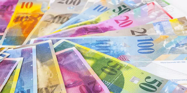 US Dollar masih mendominasi tekanannya terhadap Swissy